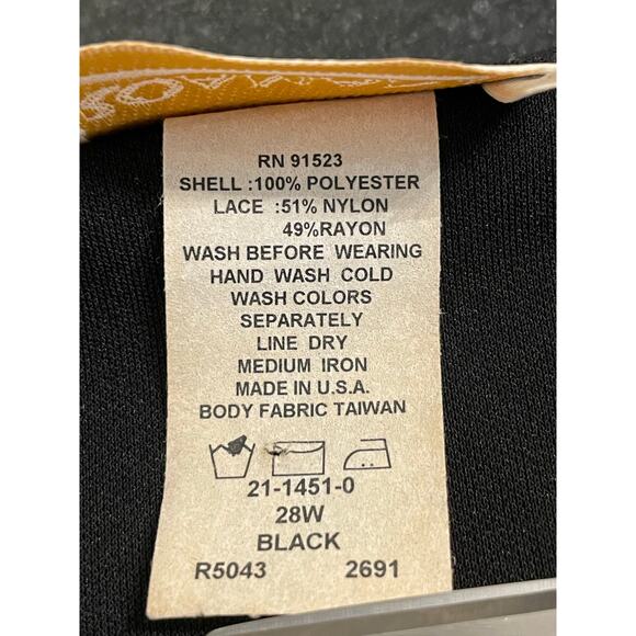 Roaman's Black v neck blouse with lace detail 28W - Picture 4 of 10